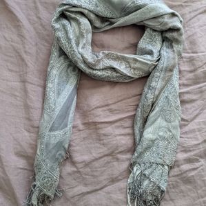 Silver pashmena scarf